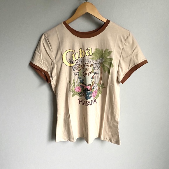 Vintage Graphic Tee - Picture 4 of 8